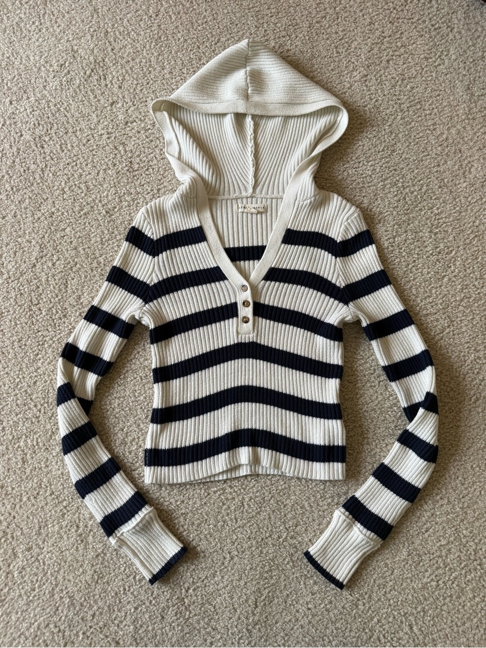 Aeropostale knit cropped hoodie